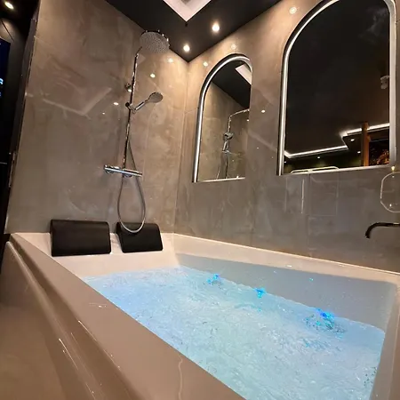 Onyx Jacuzzi Privatif Apartment